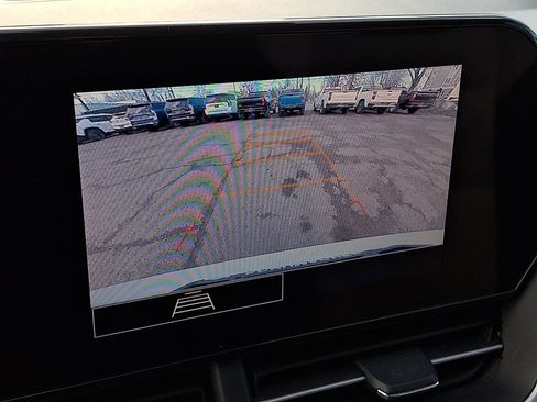 Used 2024 Chevrolet Trax LS w/ LS Convenience Package image 17