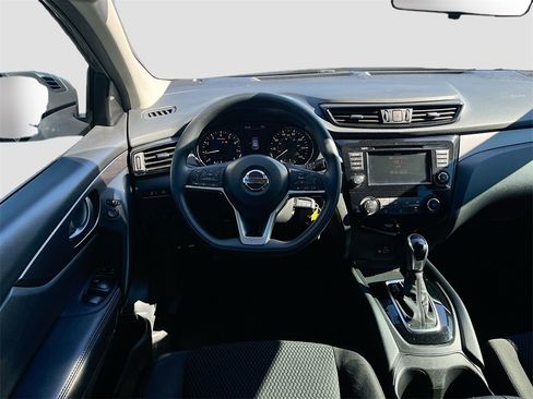 Used 2020 Nissan Rogue Sport S w/ Appearance Package image 21