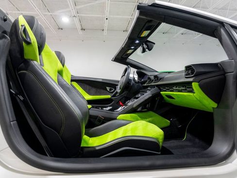 Used 2016 Lamborghini Huracan LP 610-4 AWD/4WD image 75