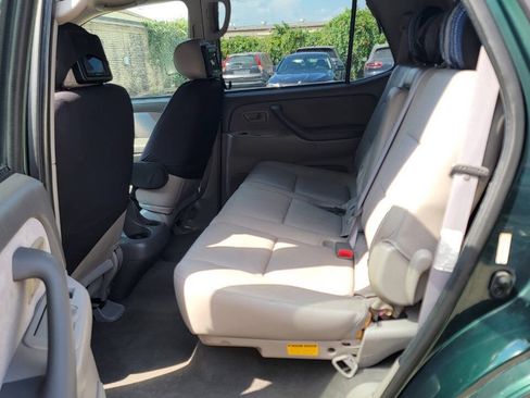 Used 2002 Toyota Sequoia SR5 w/ Preferred Pkg RWD image 11