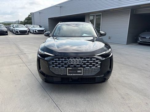 Certified 2025 Audi Q5 Premium Plus w/ Premium Plus AWD/4WD image 2