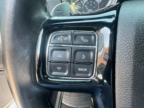 Used 2014 Chrysler 300 S AWD/4WD image 31