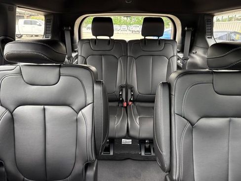 New 2026 Jeep Grand Cherokee L Limited AWD/4WD image 18