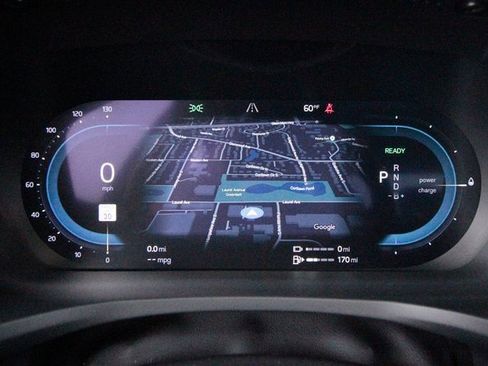 Used 2023 Volvo S60 T8 Plus image 13