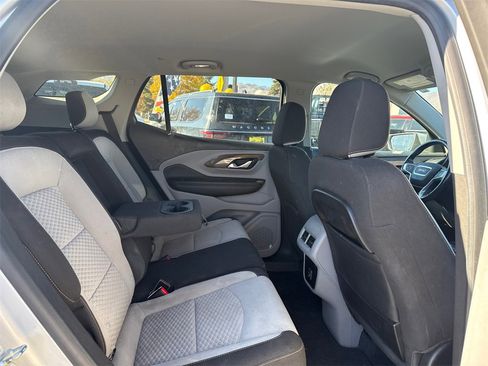 Used 2018 GMC Terrain SLE image 14