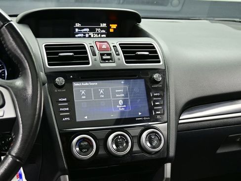 Used 2018 Subaru Forester 2.5i Limited image 9