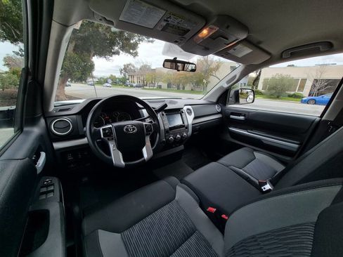 Used 2015 Toyota Tundra SR5 image 12