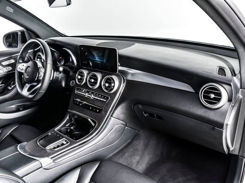 Used 2022 Mercedes-Benz GLC 300 4MATIC image 24