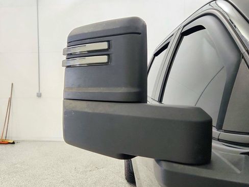 Used 2020 Chevrolet Silverado 1500 LT w/ All-Star Edition AWD/4WD image 35