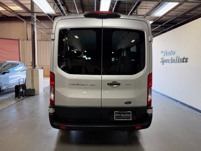 Used 2022 Ford Transit 350 XLT RWD image 4