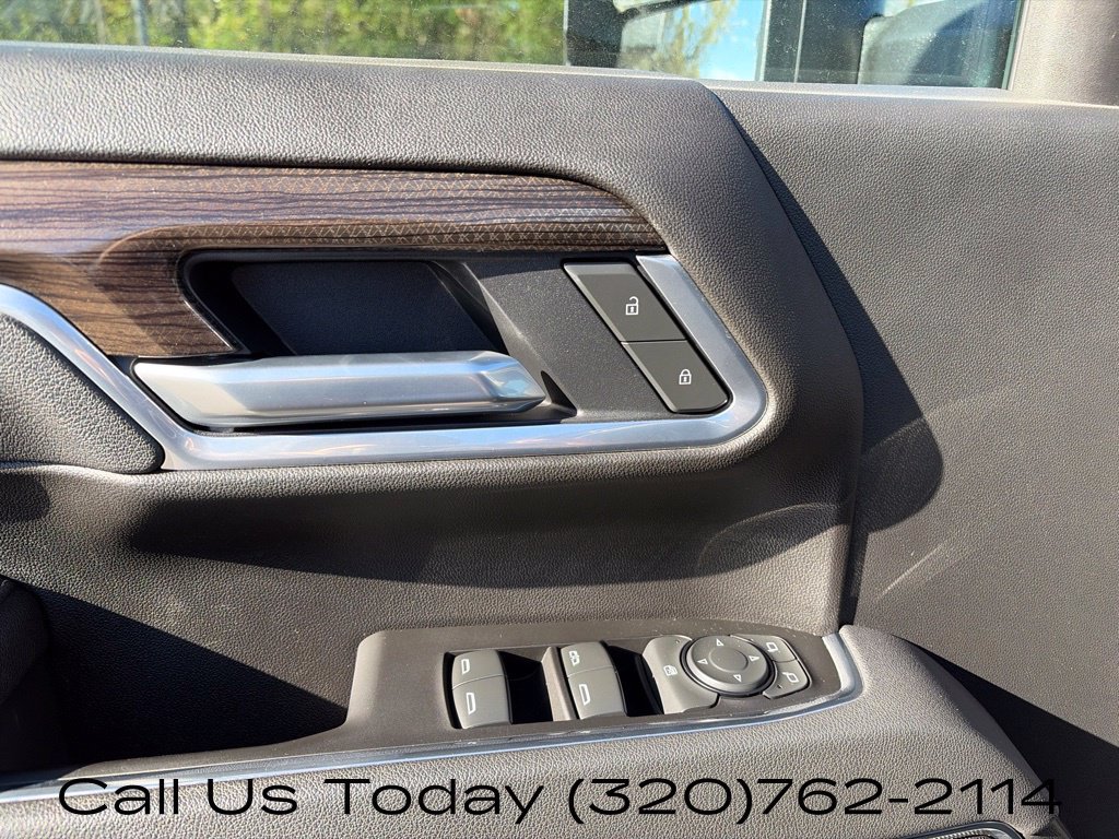 Used 2025 Chevrolet Silverado 3500 LT AWD/4WD image 19