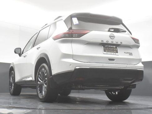 New 2026 Nissan Rogue Platinum w/ Platinum Premium Package AWD/4WD image 31