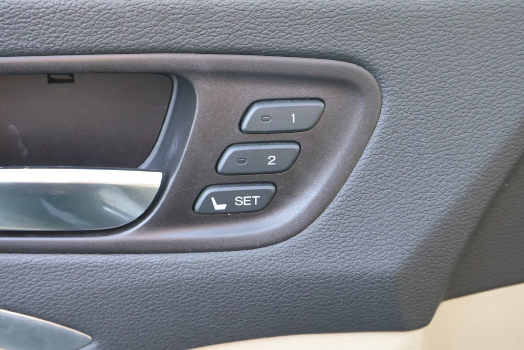 Used 2019 Acura MDX SH-AWD image 13