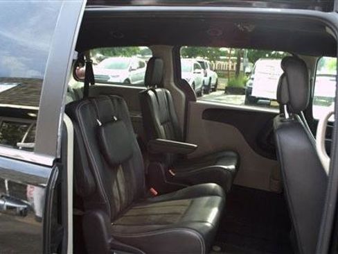 Used 2019 Dodge Grand Caravan SXT FWD image 24