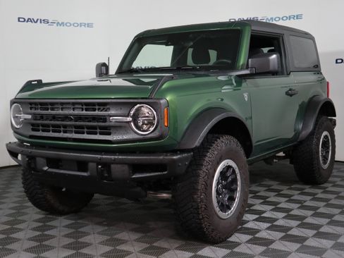Used 2023 Ford Bronco 2-Door w/ Sasquatch Package AWD/4WD image 12