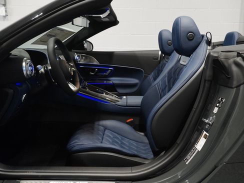 New 2026 Mercedes-Benz SL 63 AMG 4MATIC image 17