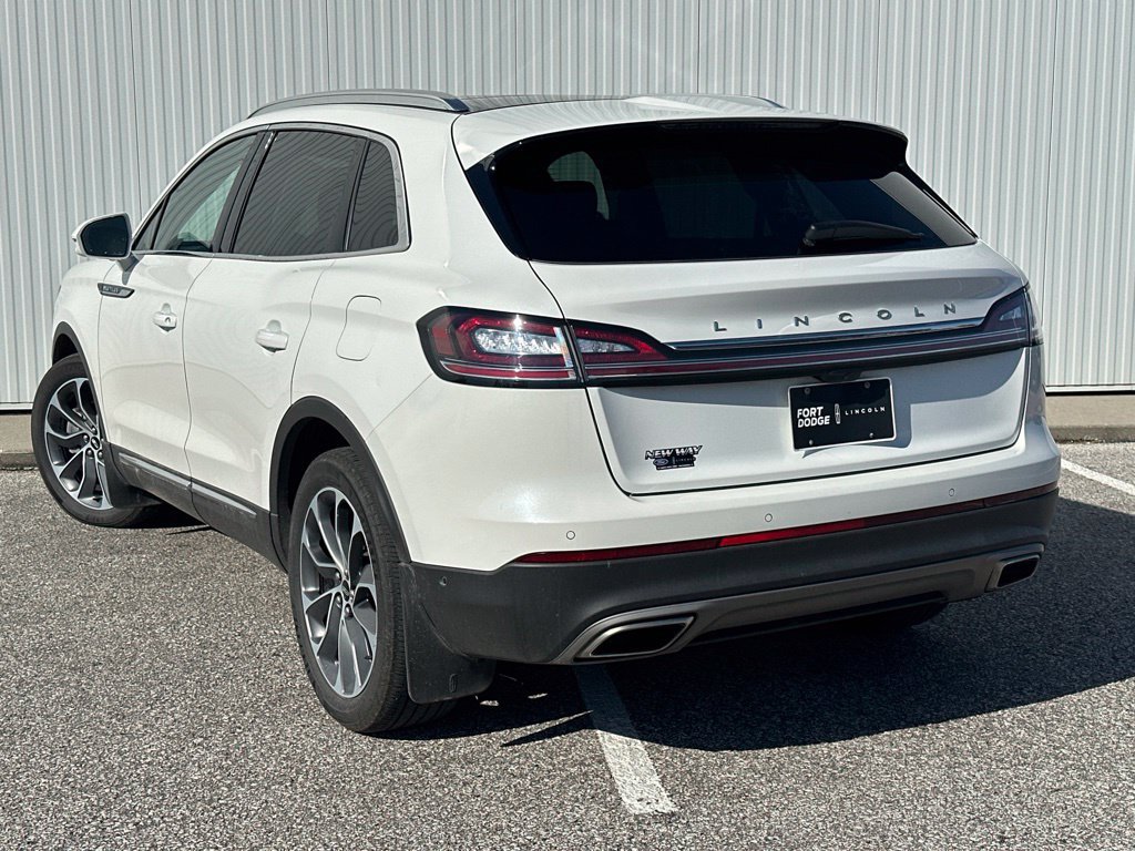Used 2022 Lincoln Nautilus Reserve w/ Equipment Group 201A AWD/4WD image 5