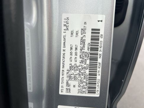 Used 2024 Toyota Tacoma TRD Off-Road w/ TRD Off Road Upgrade Package image 26