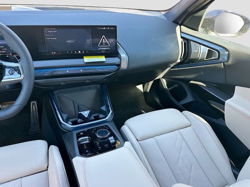 New 2026 BMW X3 xDrive30 w/ Premium Package image 17