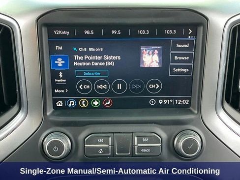 Used 2020 Chevrolet Silverado 1500 LT Trail Boss AWD/4WD image 26