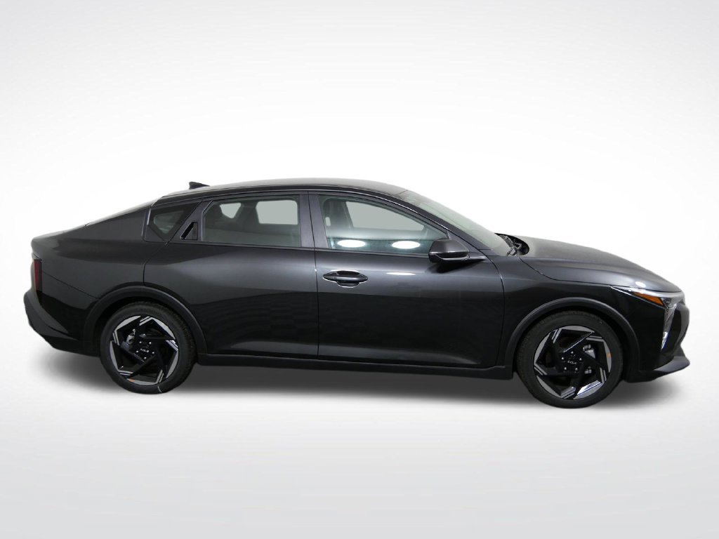 Used 2025 Kia K4 EX FWD image 2