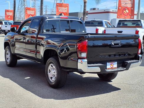 Used 2023 Toyota Tacoma SR5 RWD image 4