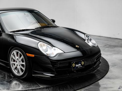 Used 2004 Porsche 911 GT3 image 23