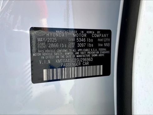 New 2025 Genesis G80 2.5T image 13