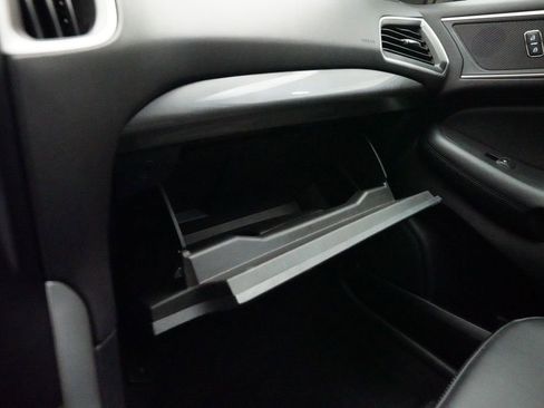 Used 2024 Ford Edge SEL w/ Convenience Package image 32