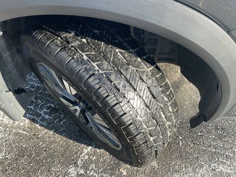 Used 2023 Nissan Rogue SV w/ SV Premium Package image 42