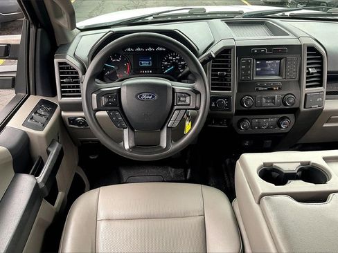 Used 2022 Ford F250 XL w/ STX Appearance Package image 4