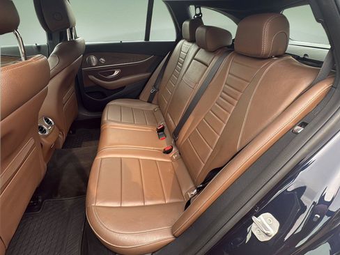 Used 2017 Mercedes-Benz E 400 4MATIC Wagon image 22