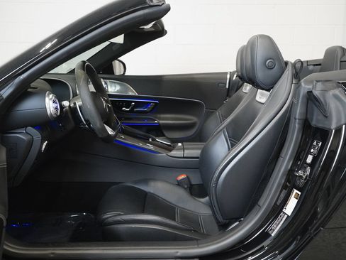 Certified 2022 Mercedes-Benz SL 63 AMG 4MATIC image 14