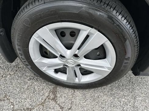 Used 2024 Nissan Kicks S FWD image 20