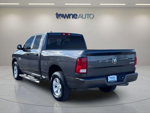 Used 2019 RAM 1500 Express AWD/4WD image 3