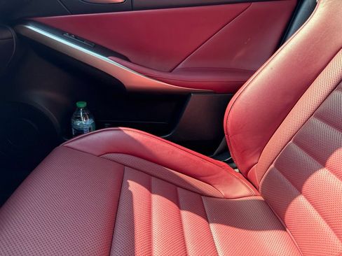 Used 2019 Lexus IS 300 F Sport w/ F Sport Package AWD/4WD image 5