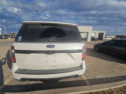 Used 2019 Ford Expedition Max Limited w/ Equipment Group 303A image 7