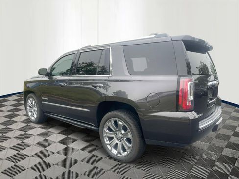Used 2017 GMC Yukon Denali w/ Open Road Package AWD/4WD image 6