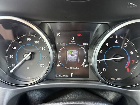 Used 2018 Jaguar F-PACE Premium AWD/4WD image 25