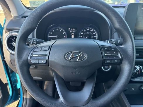Used 2023 Hyundai Kona SEL image 6