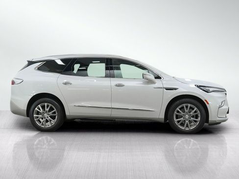 Used 2022 Buick Enclave Premium w/ Experience Buick Package AWD/4WD image 6