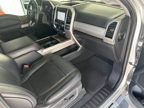Used 2019 Ford F350 Lariat w/ Lariat Ultimate Package AWD/4WD image 37