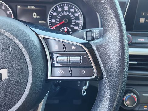 Used 2023 Kia Forte LXS w/ LXS Technology Package image 33