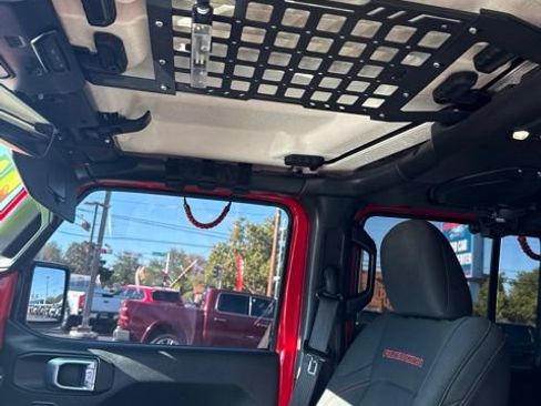 Used 2021 Jeep Wrangler Unlimited Rubicon AWD/4WD image 10