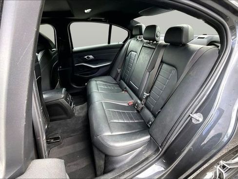 Used 2020 BMW 330i xDrive Sedan w/ Premium Package AWD/4WD image 25