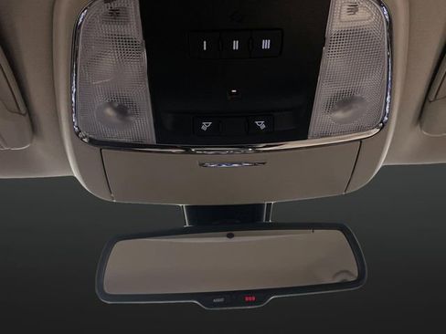 Used 2021 Chrysler 300 Touring L image 23