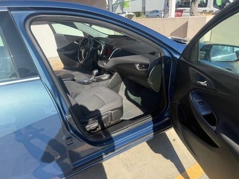 Used 2024 Chevrolet Malibu LT image 16