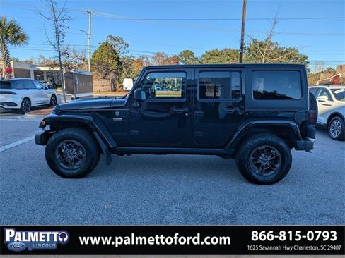 Used 2017 Jeep Wrangler Unlimited Sahara image 7