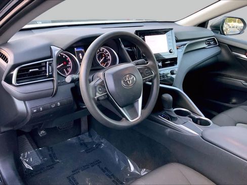 Used 2021 Toyota Camry LE FWD image 15