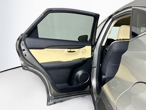 Used 2018 Lexus NX 300 FWD image 27